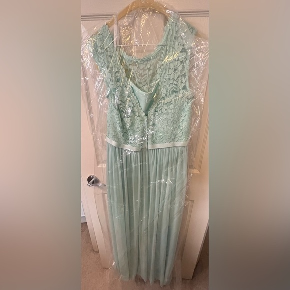 MINT Lace Bridesmaids Dress - Picture 10 of 11